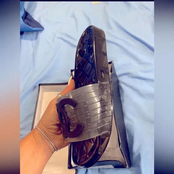 Chanel slides/pool/sandal - Picture 1 of 3